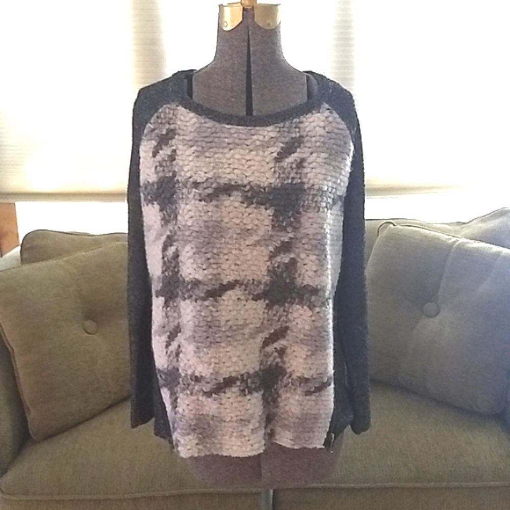 Dolan textured designer sweater